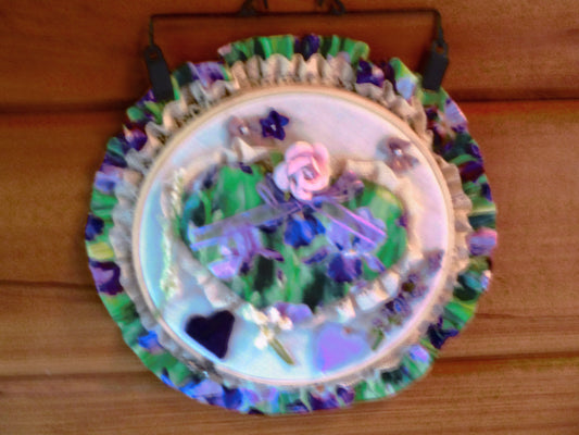 Embroidery hoop wall art