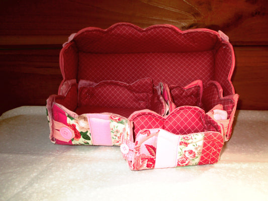 Scalloped Basket Set
